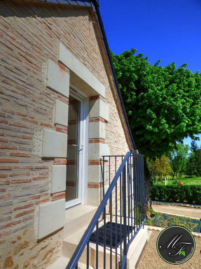 Le Moulin De Follet Bed & Breakfast Fougere  Bagian luar foto